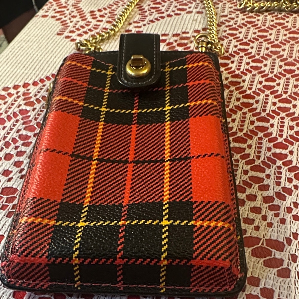 Chic Red Plaid CrossbodBag with Gold Chain /